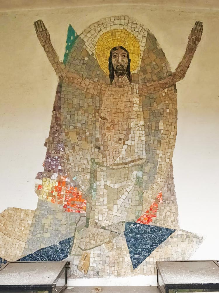 Mosaik Auferstehender Kreuzbergl