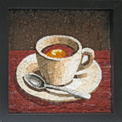 Mosaik aus Smalten in Braumtönen, Kaffetasse mit Untertasse und Löffel